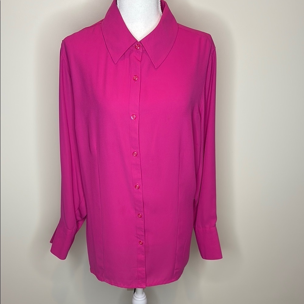 Jaclyn Smith Pink Cuffed Sleeve Button Down Shirt. Size 18W